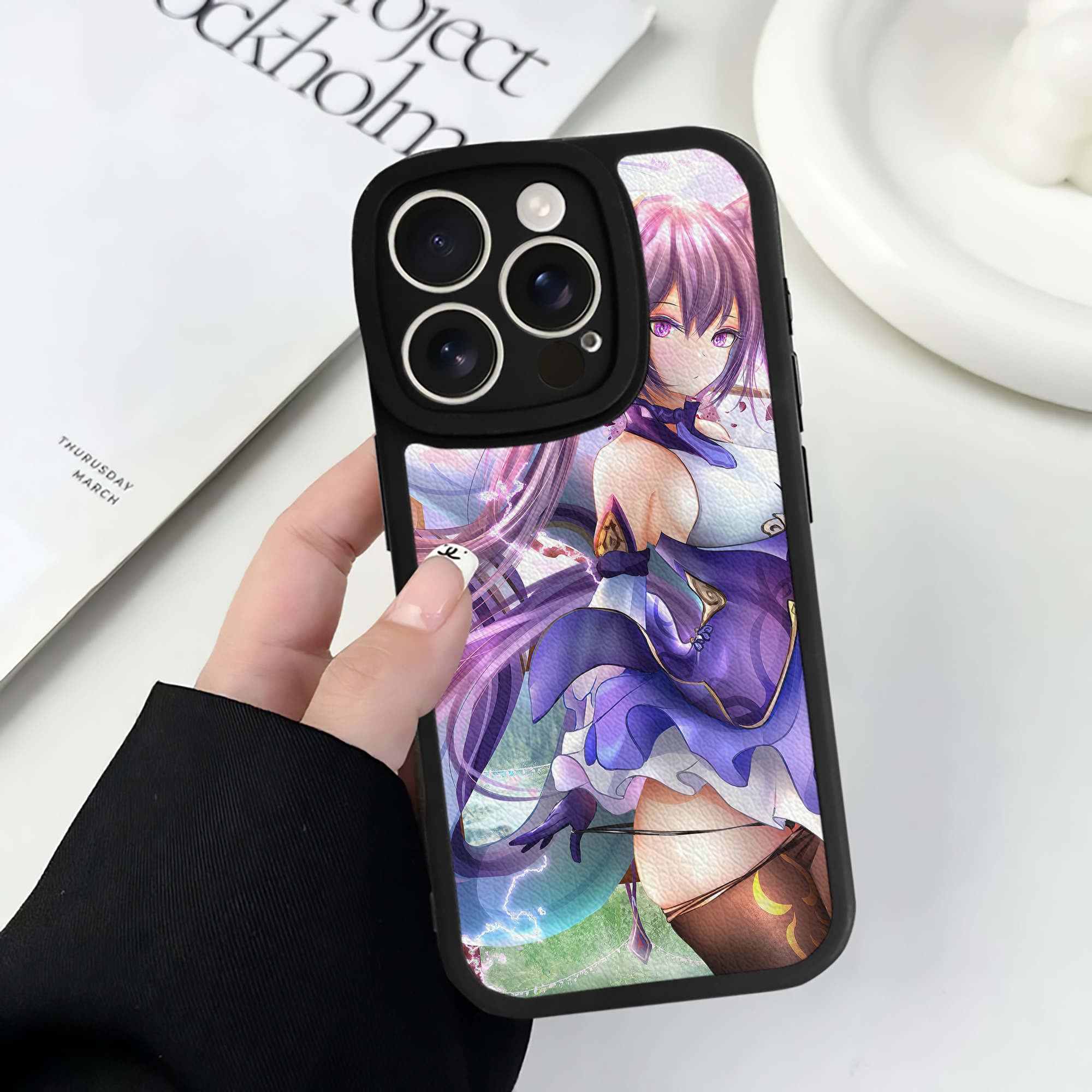 げんし神 genshin 【iPhone 16シリーズ対応】シリコンスマホケース（レザー調） 材質：シリコン